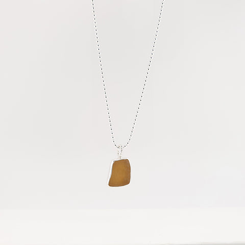 Sea glass necklace (amber)