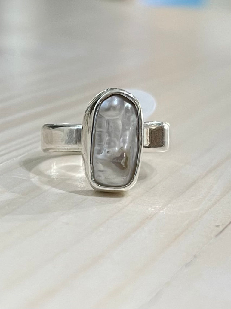 Pearl ring 8