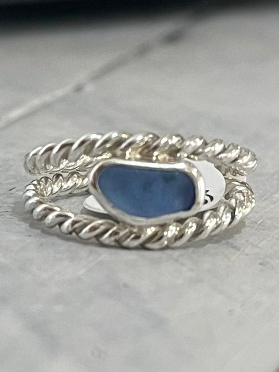 Twisted wire sea glass ring 5 1/2